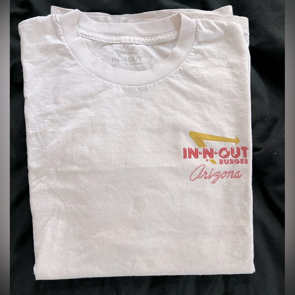 🍔IN N OUT SHIRT🍔